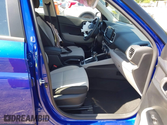 2024 Hyundai Venue Limited with VIN KMHRC8A39RU324295, listed as a IAAI auction lot 42290771 with 7,279 mi miles and . Bid and sale history available at DreamBid. Image 5.