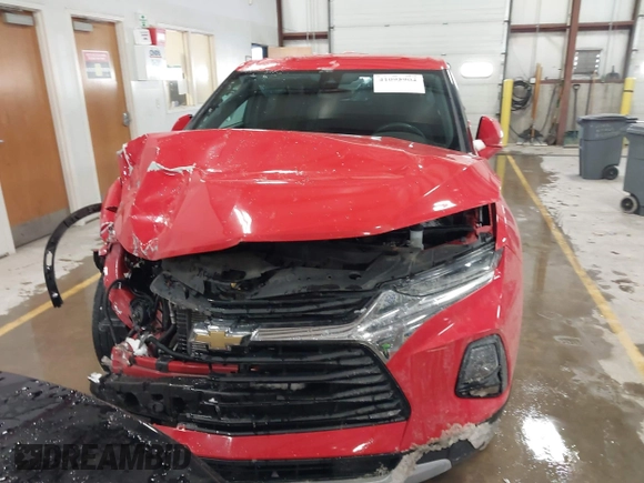 2021 Chevrolet Blazer LT z VIN 3GNKBHRS4MS520813, wystawiony jako IAAI lot #41095904 z przebiegiem 85 184 mil mil oraz . Historia ofert i sprzedaży dostępna na DreamBid. Obrazek 12.