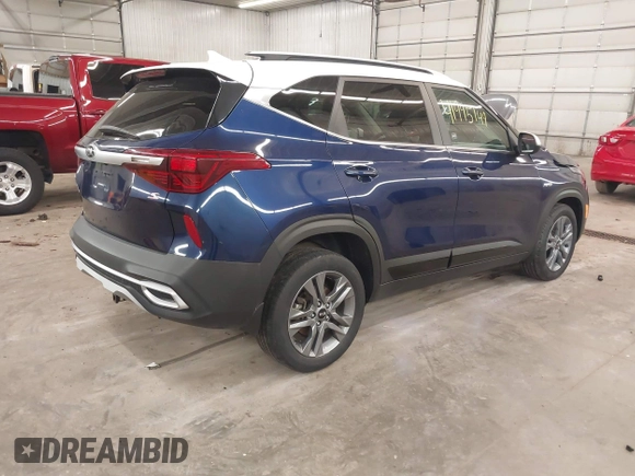 2021 Kia Seltos S z VIN KNDEUCAA6M7117095, wystawiony jako IAAI lot #41995149 z przebiegiem 31 757 mil mil oraz . Historia ofert i sprzedaży dostępna na DreamBid. Obrazek 4.