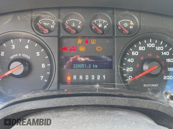 2009 Ford F-150 STX with VIN 1FTRX12879FA71573, listed as a Copart auction lot 56188705 with 228,051 mi miles and Clean Title. Bid and sale history available at DreamBid. Image 8.