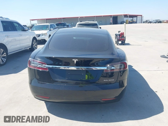2020 Tesla Model S Long Range with VIN 5YJSA1E27LF397346, listed as a IAAI auction lot 40579015 with 43,779 mi miles and . Bid and sale history available at DreamBid. Image 16.