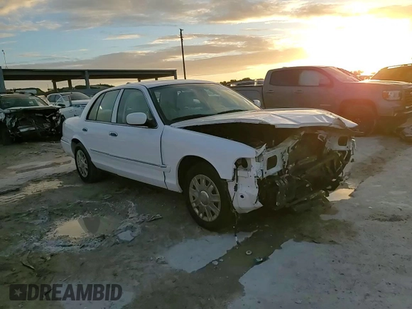 2006 Mercury Grand Marquis GS z VIN 2MEFM74V26X621309, wystawiony jako Copart lot #76454214 z przebiegiem 59 171 mil mil oraz Szkoda całkowita • Salvage title. Historia ofert i sprzedaży dostępna na DreamBid. Obrazek 10.