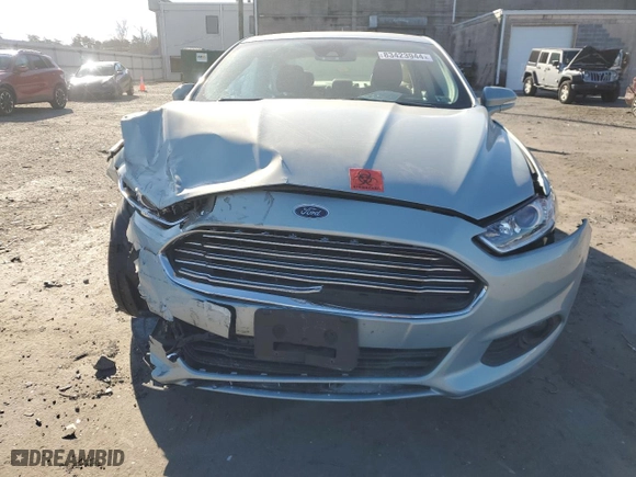 2013 Ford Fusion SE Hybrid with VIN 3FA6P0LU7DR338415, listed as a Copart auction lot 83423944 with 40,068 mi miles and Salvage Title. Bid and sale history available at carsss.com. Image 5.