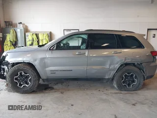 2016 Jeep Grand Cherokee Laredo with VIN 1C4RJFAG6GC366301, listed as a IAAI auction lot 42275011 with 203,133 mi miles and . Bid and sale history available at DreamBid. Image 14.