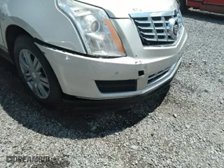 2013 Cadillac SRX Luxury Collection with VIN 3GYFNCE30DS648561, listed as a IAAI auction lot 37139216 with 133,368 mi miles. Bid and sale history available at carsss.com. Image 6.