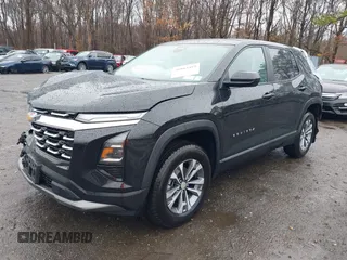 2025 Chevrolet Equinox AWD LT with VIN 3GNAXPEG8SL190562, listed as a IAAI auction lot 41863489 with 4,723 mi miles. Bid and sale history available at carsss.com. Image 2.