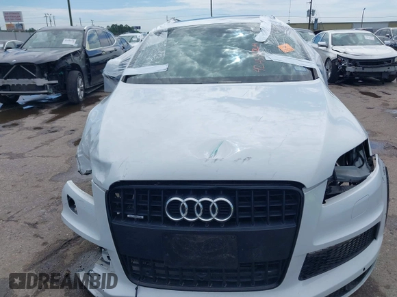 2015 Audi Q7 Prestige with VIN WA1WMAFE9FD023781, listed as a IAAI auction lot 42453124 with Not provided miles and . Bid and sale history available at DreamBid. Image 11.