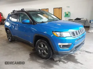 2019 Jeep Compass Latitude with VIN 3C4NJDBB8KT748817, listed as a IAAI auction lot 41289661 with 115,031 mi miles. Bid and sale history available at carsss.com. Image 1.