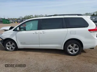 2014 Toyota Sienna LE AAS with VIN 5TDKK3DC0ES439163, listed as a IAAI auction lot 42155274 with Not provided miles and . Bid and sale history available at DreamBid. Image 15.