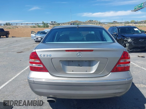 2006 Mercedes-Benz C 230 Sport with VIN WDBRF52H66A859343, listed as a IAAI auction lot 42010021 with 88,815 mi miles and . Bid and sale history available at carsss.com. Image 16.