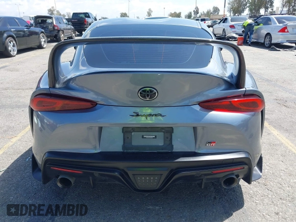 2022 Toyota Supra 3.0 z VIN WZ1DB0C03NW050498, wystawiony jako IAAI lot #41950538 z przebiegiem 42 449 mil mil oraz . Historia ofert i sprzedaży dostępna na DreamBid. Obrazek 16.