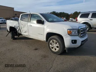 2020 GMC Canyon 2WD SLE with VIN 1GTG5CEN6L1114783, listed as a Copart auction lot 84928014 with 32,233 mi miles and Clean Title. Bid and sale history available at carsss.com. Image 4.