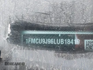 2020 Ford Escape Titanium с VIN 1FMCU9J96LUB18419, выставлен на аукционе IAAI как лот 40612100 с пробегом 40 041 миль миль и . История ставок и продаж доступна на DreamBid. Изображение 9.