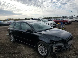 2011 Volvo V50 с VIN YV1672MW5B2617766, выставлен на аукционе Copart как лот 76826374 с пробегом 131 204 миль миль и Списание • Salvage title. История ставок и продаж доступна на DreamBid. Изображение 4.