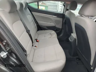 2019 Hyundai Elantra SE z VIN 5NPD74LF0KH489719, wystawiony jako Copart lot #44885965 z przebiegiem 47 545 mil mil oraz Nie do naprawy. Historia ofert i sprzedaży dostępna na DreamBid. Obrazek 10.