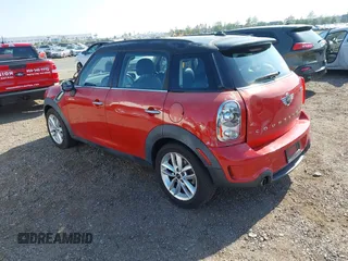 2013 MINI Countryman S z VIN WMWZC3C52DWP23887, wystawiony jako IAAI lot #42278143 z przebiegiem 63 625 mil mil oraz . Historia ofert i sprzedaży dostępna na DreamBid. Obrazek 3.