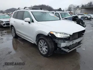 2018 Volvo XC90 Momentum with VIN YV4A22PK2J1321578, listed as a IAAI auction lot 41151361 with 159,097 mi miles. Bid and sale history available at carsss.com. Image 1.