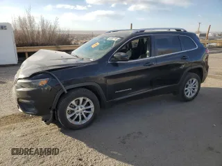 2019 Jeep Cherokee Latitude with VIN 1C4PJLCB6KD490448, listed as a Copart auction lot 43361195 with 97,278 mi miles and Salvage title. Bid and sale history available at DreamBid. Image 1.