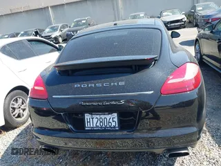2011 Porsche Panamera z VIN WP0AA2A77BL013757, wystawiony jako IAAI lot #42386546 z przebiegiem 138 807 mil mil oraz . Historia ofert i sprzedaży dostępna na DreamBid. Obrazek 17.