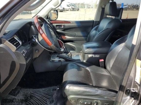 2013 Lexus LX 570 with VIN JTJHY7AX3D4101528, listed as a Copart auction lot 48038215 with 191,861 mi miles and Clean Title. Bid and sale history available at carsss.com. Image 7.