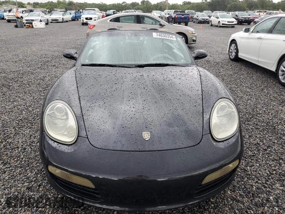2005 Porsche Boxster z VIN WP0CA298X5U712515, wystawiony jako Copart lot #74030354 z przebiegiem Nie podano mil oraz Szkoda całkowita • Salvage title. Historia ofert i sprzedaży dostępna na DreamBid. Obrazek 5.