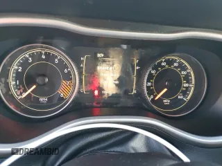 2014 Jeep Cherokee Latitude z VIN 1C4PJLCS2EW168480, wystawiony jako Copart lot #83882874 z przebiegiem 176 420 mil mil oraz Szkoda całkowita • Salvage title. Historia ofert i sprzedaży dostępna na DreamBid. Obrazek 9.
