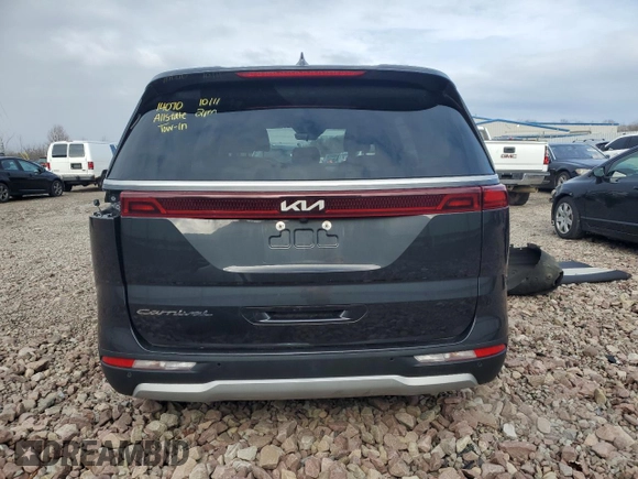 2022 Kia Carnival LXS with VIN KNDNB4H34N6086634, listed as a Copart auction lot 81925734 with 33,656 mi miles and Salvage Title. Bid and sale history available at carsss.com. Image 6.