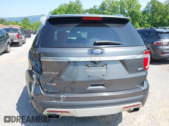 2017 Ford Explorer Platinum z VIN 1FM5K8HT0HGB85923, wystawiony jako IAAI lot #42399738 z przebiegiem 107 592 mil mil oraz . Historia ofert i sprzedaży dostępna na DreamBid. Obrazek 16.