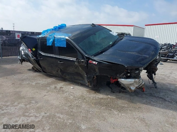 2019 Chevrolet Silverado 1500 LT with VIN 3GCUYDEDXKG192362, listed as a IAAI auction lot 41451087 with 1 mi miles. Bid and sale history available at carsss.com. Image 1.
