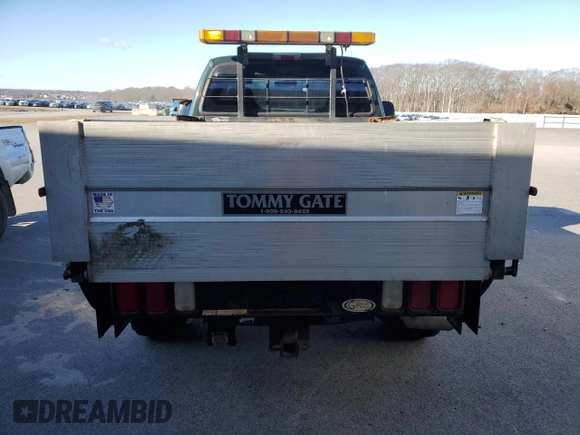 2002 Ford F-350 XL with VIN 1FTSF31S72EA70741, listed as a Copart auction lot 87664435 with 74,755 mi miles and Clean Title. Bid and sale history available at DreamBid. Image 6.