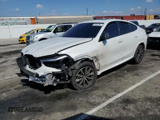 2020 BMW X6 M50i with VIN 5UXCY8C09L9C75612, listed as a Copart auction lot 44581364 with 0 mi miles. Bid and sale history available at carsss.com. Image 1.