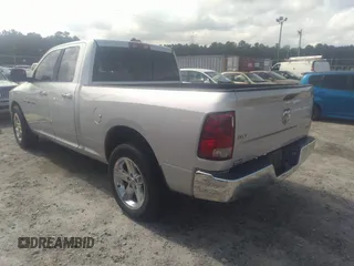 2012 Ram 1500 SLT z VIN 1C6RD6GP4CS292303, wystawiony jako IAAI lot #42314138 z przebiegiem 182 181 mil mil oraz . Historia ofert i sprzedaży dostępna na DreamBid. Obrazek 3.
