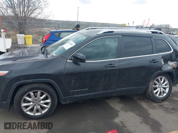 2014 Jeep Cherokee Limited with VIN 1C4PJLDS7EW283526, listed as a IAAI auction lot 41718517 with 129,868 mi miles. Bid and sale history available at carsss.com. Image 14.