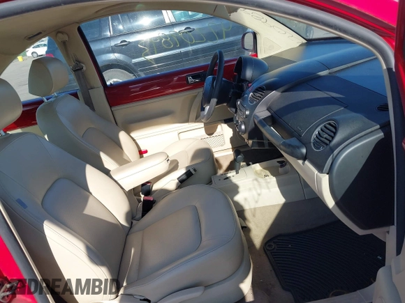 2008 Volkswagen Beetle S with VIN 3VWRW31C68M500718, listed as a IAAI auction lot 42209893 with 118,162 mi miles and . Bid and sale history available at DreamBid. Image 5.