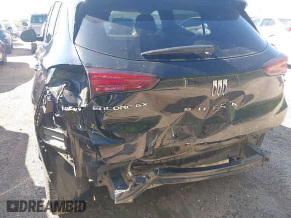 2024 Buick Encore GX Sport Touring z VIN KL4AMDSL3RB083426, wystawiony jako IAAI lot #42067872 z przebiegiem 45 504 mil mil oraz . Historia ofert i sprzedaży dostępna na DreamBid. Obrazek 6.