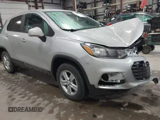2022 Chevrolet Trax LS with VIN KL7CJNSM5NB550309, listed as a IAAI auction lot 41208893 with 60,580 mi miles. Bid and sale history available at carsss.com. Image 1.