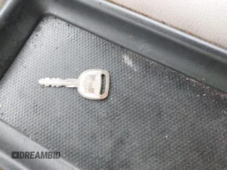 2004 Chevrolet Tahoe LS z VIN 1GNEC13V24R236605, wystawiony jako IAAI lot #41872398 z przebiegiem Nie podano mil oraz . Historia ofert i sprzedaży dostępna na DreamBid. Obrazek 11.