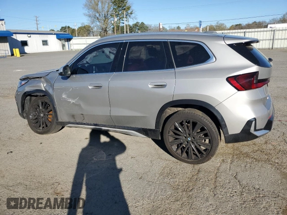 2024 BMW X1 xDrive28i с VIN WBX73EF0XR5Y44267, выставлен на аукционе Copart как лот 48799935 с пробегом 13 284 миль миль и Списание • Salvage title. История ставок и продаж доступна на DreamBid. Изображение 2.