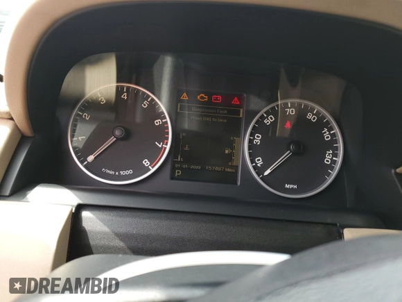 2010 Land Rover LR4 Lux with VIN SALAK2D45AA527687, listed as a Copart auction lot 60730895 with 157,497 mi miles and Salvage title. Bid and sale history available at DreamBid. Image 9.