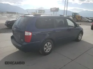2009 Kia Sedona LX with VIN KNDMB233196304400, listed as a Copart auction lot 70311604 with 0 mi miles and Salvage Title. Bid and sale history available at carsss.com. Image 3.