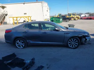 2013 Kia Optima EX with VIN 5XXGN4A74DG223147, listed as a IAAI auction lot 41371719 with 135,331 mi miles and . Bid and sale history available at carsss.com. Image 13.