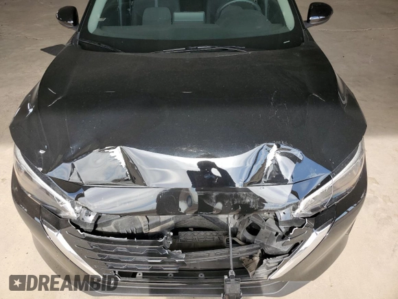 2024 Nissan Sentra SV z VIN 3N1AB8CV1RY270820, wystawiony jako Copart lot #57777345 z przebiegiem 23 980 mil mil oraz Szkoda całkowita • Salvage title. Historia ofert i sprzedaży dostępna na DreamBid. Obrazek 11.