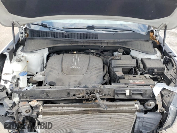 2017 Kia Sorento LX with VIN 5XYPGDA50HG235029, listed as a Copart auction lot 61143815 with 63,864 mi miles and Salvage title. Bid and sale history available at DreamBid. Image 12.
