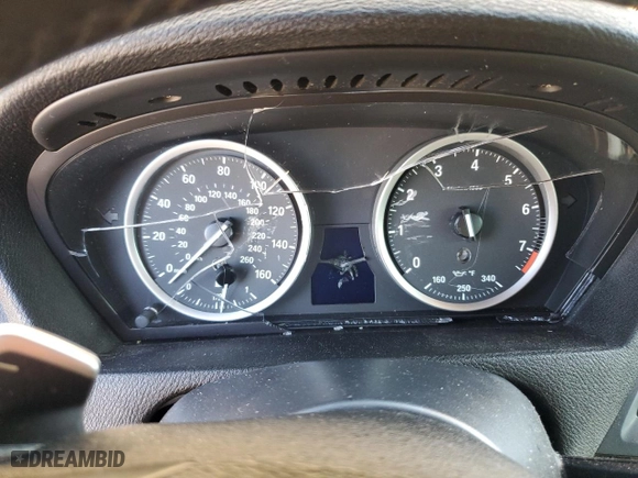 2014 BMW X6 50i with VIN 5UXFG8C54EL593085, listed as a Copart auction lot 75775084 with 0 mi miles and Salvage Title. Bid and sale history available at carsss.com. Image 9.