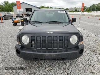 2010 Jeep Patriot Sport z VIN 1J4NF2GB4AD512307, wystawiony jako Copart lot #57686005 z przebiegiem 92 884 mil mil oraz Czysty tytuł • Clean title. Historia ofert i sprzedaży dostępna na DreamBid. Obrazek 5.