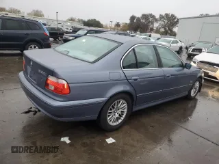 2003 BMW 5 Series 530iA with VIN WBADT63473CK34842, listed as a Copart auction lot 81845704 with 162,393 mi miles and Salvage Title. Bid and sale history available at carsss.com. Image 3.