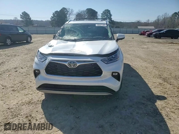2024 Toyota Highlander LE z VIN 5TDKDRBH5RS569375, wystawiony jako Copart lot #48847105 z przebiegiem 7 103 mil mil oraz Szkoda całkowita • Salvage title. Historia ofert i sprzedaży dostępna na DreamBid. Obrazek 11.