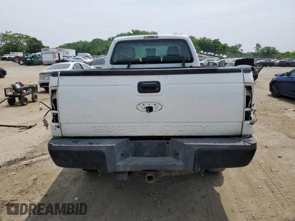2015 Ford F-250 XLT z VIN 1FTBF2B6XFEA89933, wystawiony jako Copart lot #60073375 z przebiegiem 12 960 mil mil oraz Czysty tytuł • Clean title. Historia ofert i sprzedaży dostępna na DreamBid. Obrazek 6.