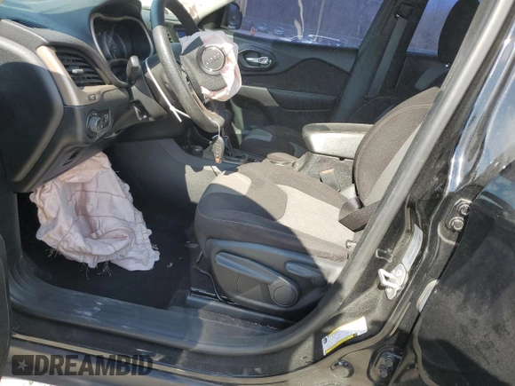 2017 Jeep Cherokee Sport with VIN 1C4PJMAB4HD220703, listed as a Copart auction lot 50810925 with 88,733 mi miles and Salvage title. Bid and sale history available at DreamBid. Image 7.