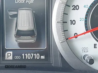 2015 Toyota Sienna SE with VIN 5TDXK3DC2FS552698, listed as a IAAI auction lot 42253119 with 110,710 mi miles and . Bid and sale history available at DreamBid. Image 15.